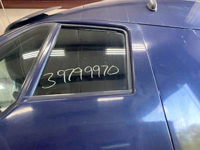 Kenworth T2000 Door Window