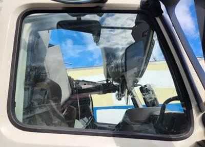 Volvo VNL Door Window