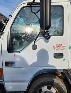 Chevrolet W3500 Left Door