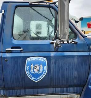 Ford F-700 Right Door for a 1996 Ford F700