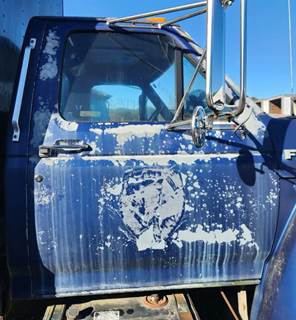 Ford F-700 Right Door for a 1994 Ford F700