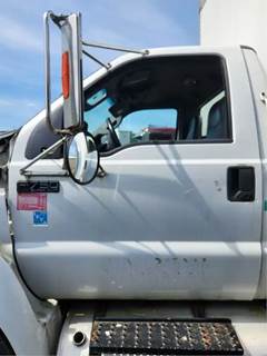 Ford F-750 Left Door