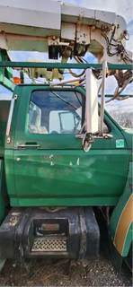 Ford F-800 Right Door for a 1989 Ford F800