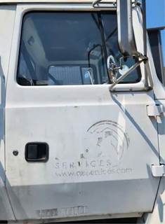 Ford LN7000 Right Door