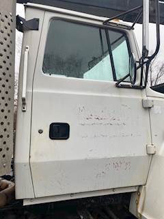Ford LNT9000 Right Door