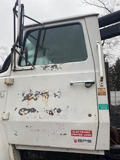 Ford LNT9000 Left Door