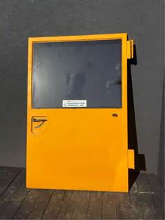 Freightliner B2 Right Door