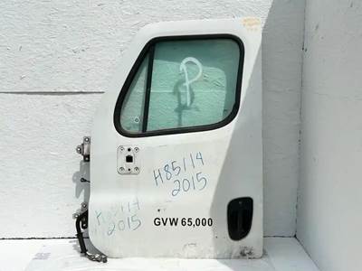Freightliner Cascadia 113 Left Door