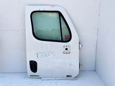 Freightliner Cascadia 113 Left Door