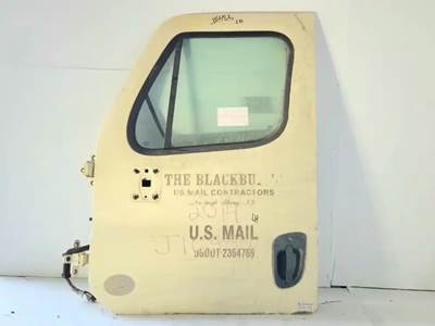 Freightliner Cascadia 113 Left Door