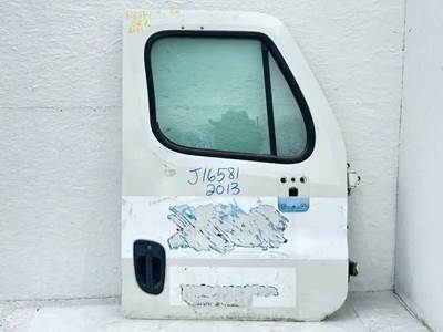 Freightliner Cascadia 113 Right Door