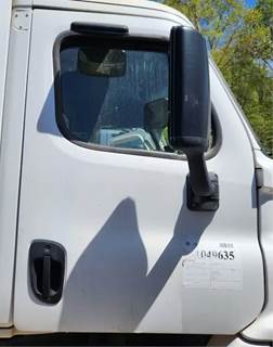 Freightliner Cascadia 113 Right Door