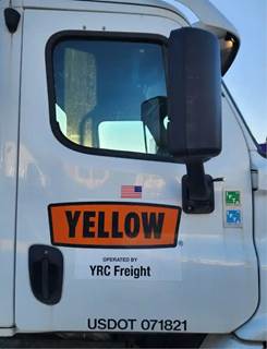 Freightliner Cascadia 113 Right Door