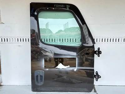 Freightliner Cascadia 116 Right Door for a 2019 Freightliner Cascadia 116 Day Cab