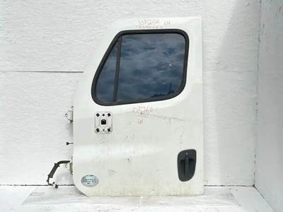 Freightliner Cascadia 125 Left Door