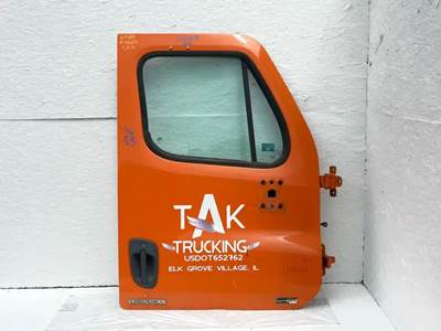 Freightliner Cascadia 125 Right Door