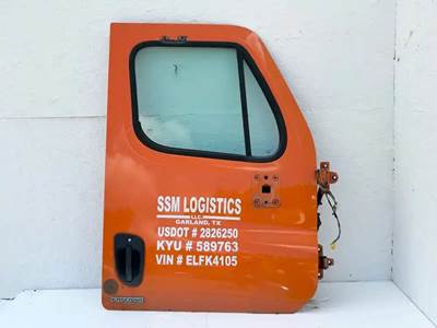 Freightliner Cascadia 125 Right Door