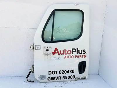 Freightliner Cascadia 125 Left Door