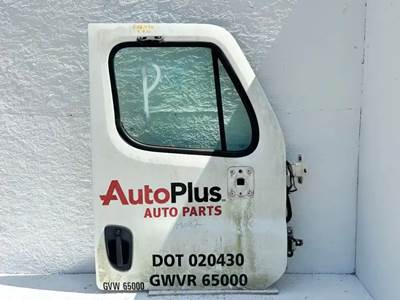 Freightliner Cascadia 125 Right Door