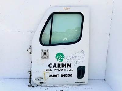 Freightliner Cascadia 125 Left Door