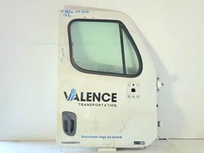Freightliner Cascadia 125 Right Door