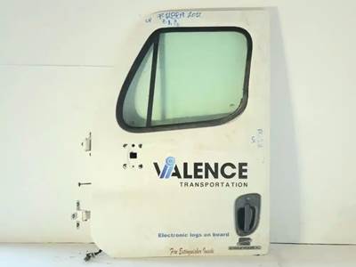 Freightliner Cascadia 125 Left Door