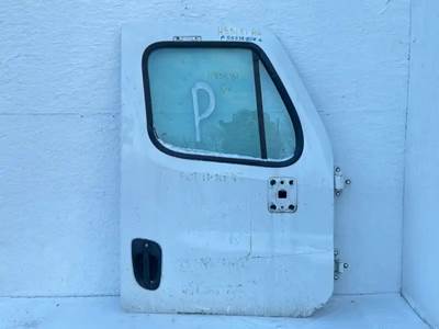 Freightliner Cascadia 125 Right Door