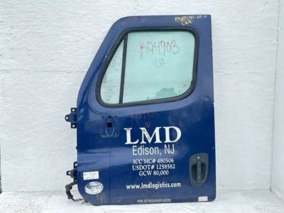 Freightliner Cascadia 125 Left Door