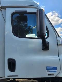 Freightliner Cascadia 125 Right Door