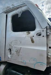 Freightliner Cascadia 126 Right Door