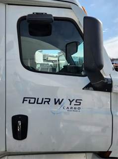 Freightliner Cascadia 126 Right Door