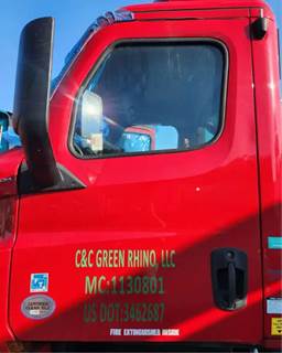 Freightliner Cascadia 126 Left Door