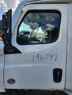 Freightliner Cascadia 126 Left Door