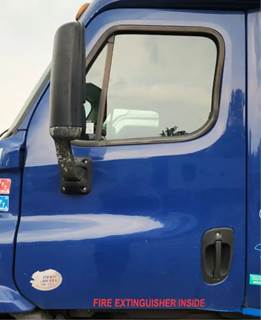 Freightliner Cascadia 132 Left Door