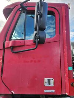 Freightliner Columbia 112 Left Door