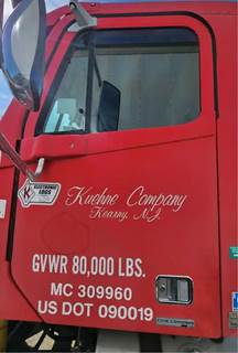 Freightliner Columbia 112 Left Door