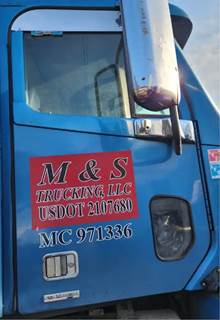 Freightliner Columbia 120 Right Door