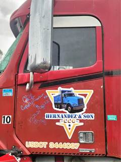 Freightliner Columbia 120 Left Door