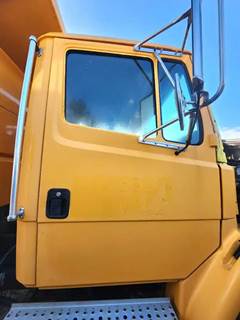 Freightliner FL80 Right Door