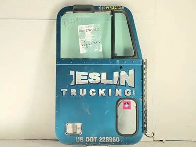 Freightliner FLD112 Right Door for a 1997 Freightliner FLD112SD