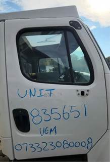 Freightliner M2 106 Right Door