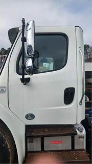 Freightliner M2 106 Left Door