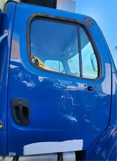 Freightliner M2 106 Right Door