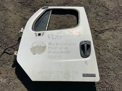 Freightliner M2 112 Left Door for a 2007 Freightliner M2 112 Heavy Duty