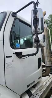 Freightliner M2 112 Left Door for a 2007 Freightliner M2 112 Medium Duty