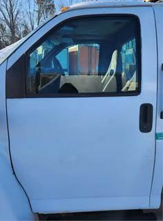 GMC C5500 Left Door