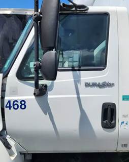 International 4400 Left Door