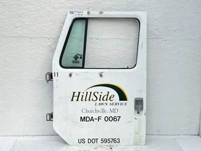 International 4700 LP Left Door for a 2000 International 4700 LOW PROFILE