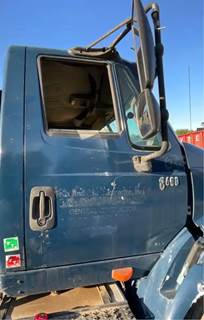 International 8600 Right Door