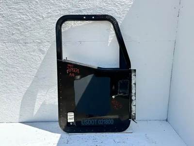 International 9200i Right Door